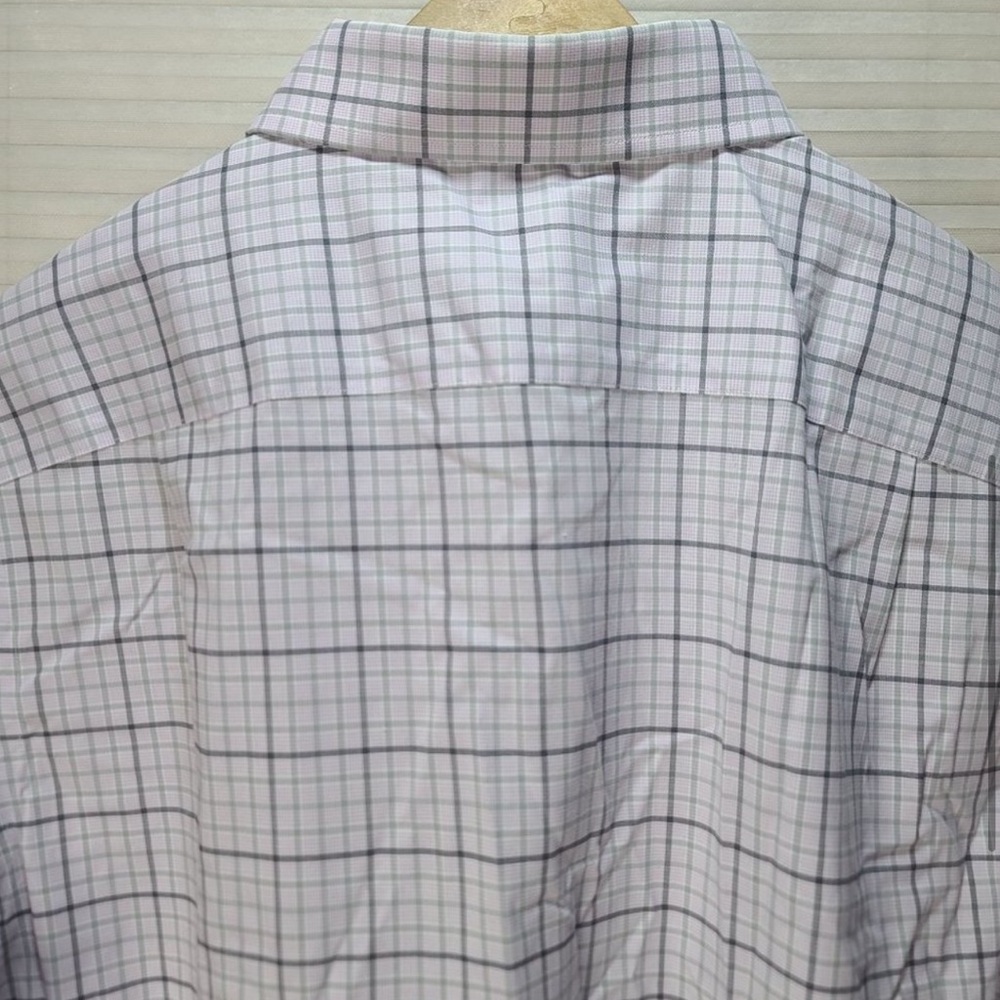 Men's Grid Windowpane Checkered Button Down Shirt - Picture 4 of 10